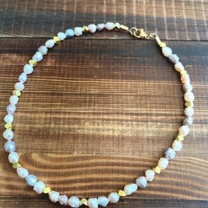 🤍2/$25 Fresh water pearls choker/necklace